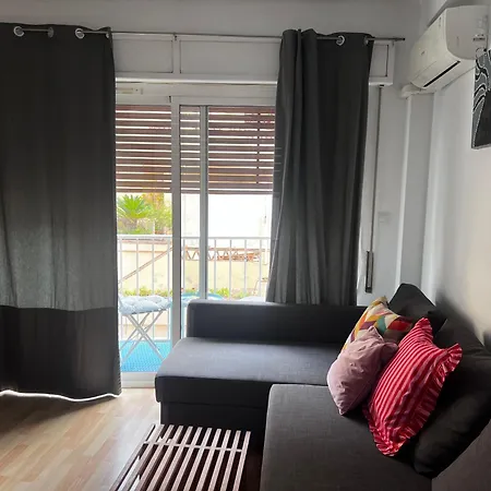 Downtown Apartment *